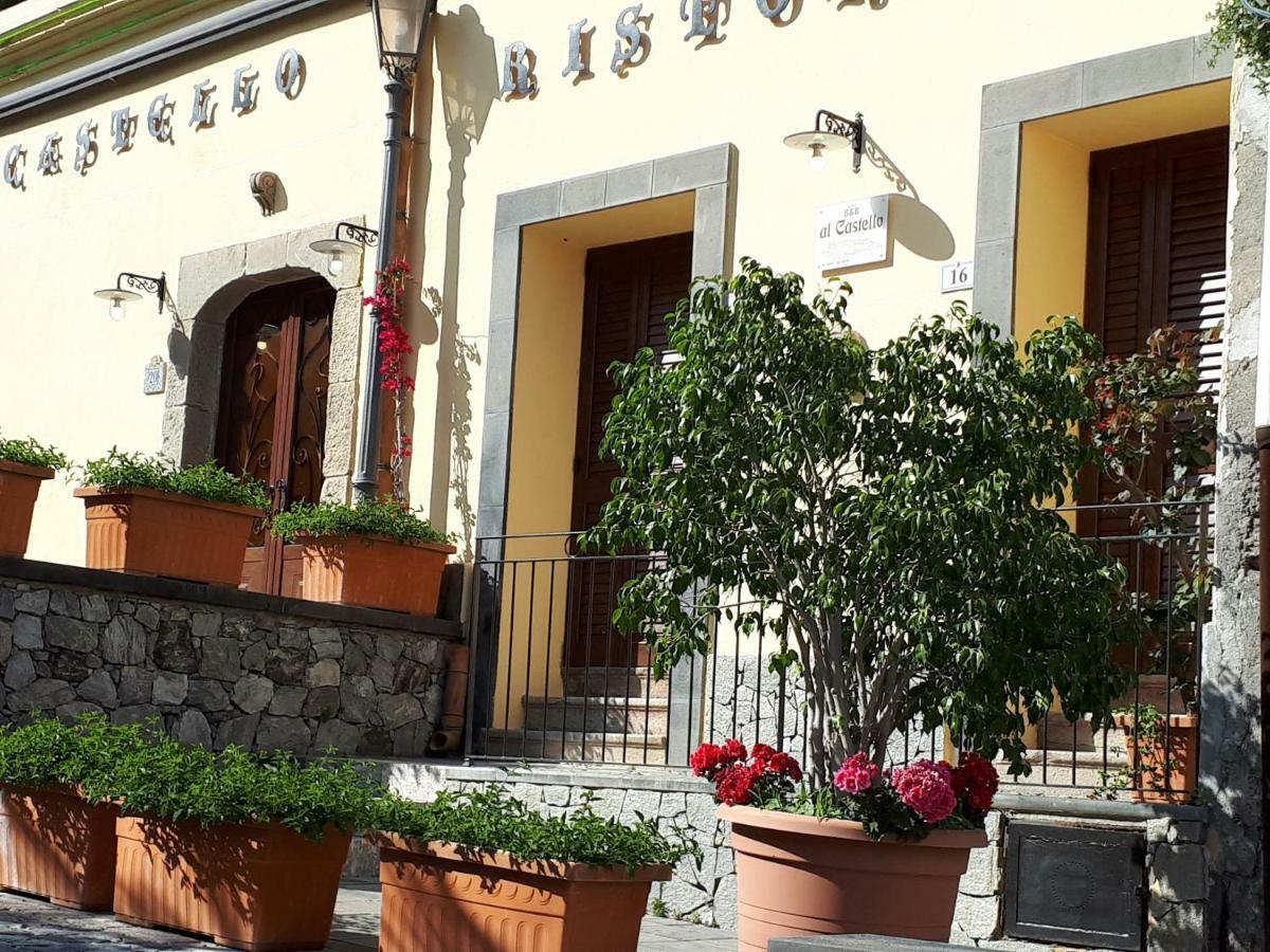 מילאצו Al Castello B&B מראה חיצוני תמונה